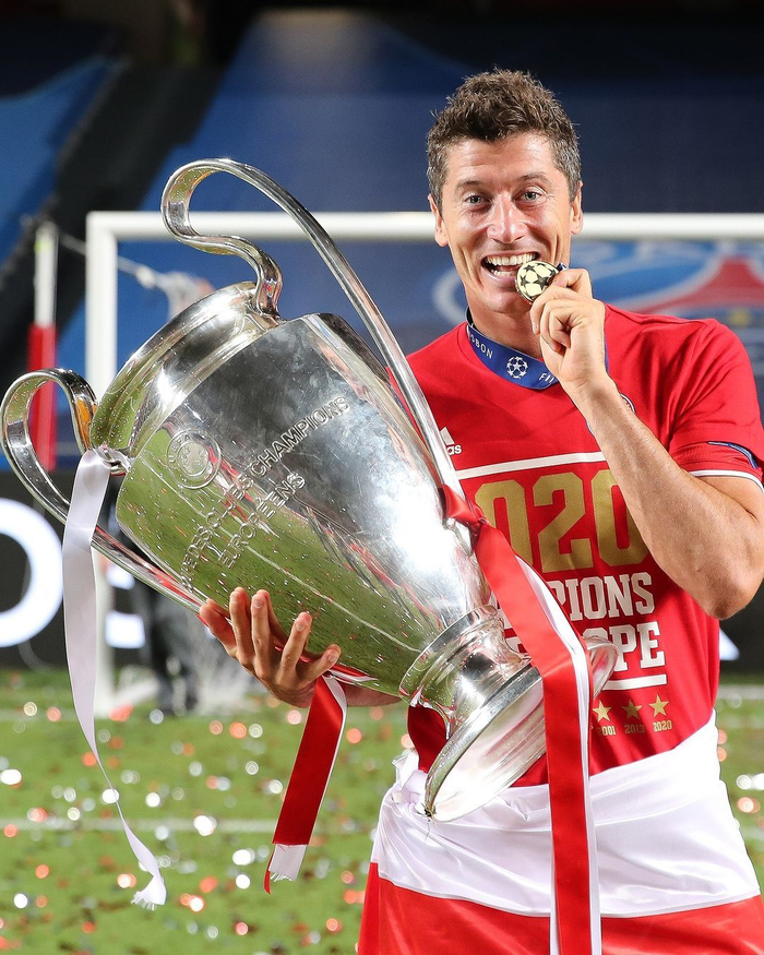 休赛期完成精准补强！媒体人：上海男篮新赛季目标为前四名