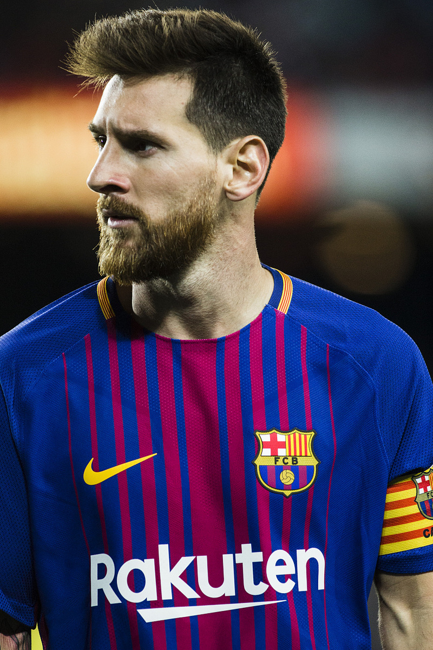 可靠消息来源透露，利物浦球星萨拉赫被弃用，而阿内·斯洛特则表示“毫不知情”。