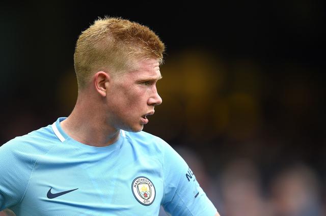 拜仁快速传球移动致对手防线瓦解