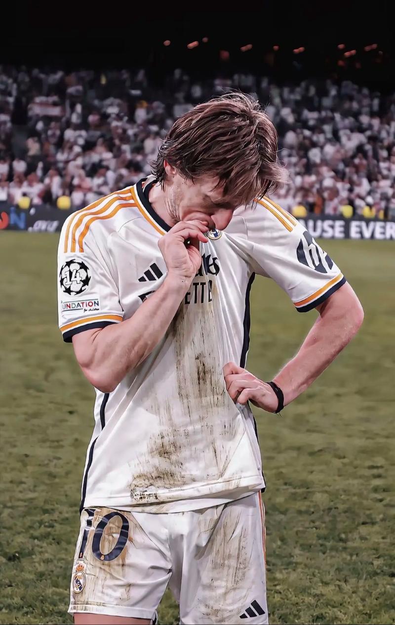 Shams：勇士计划在1月15日后讨论交易库明加的可能性